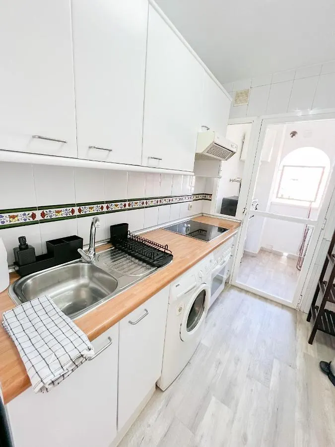 Cozy Apartment With Pool Torremolinos